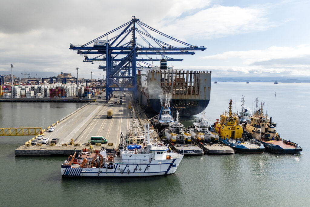 Foto: Claudio Neves/Portos do Paraná