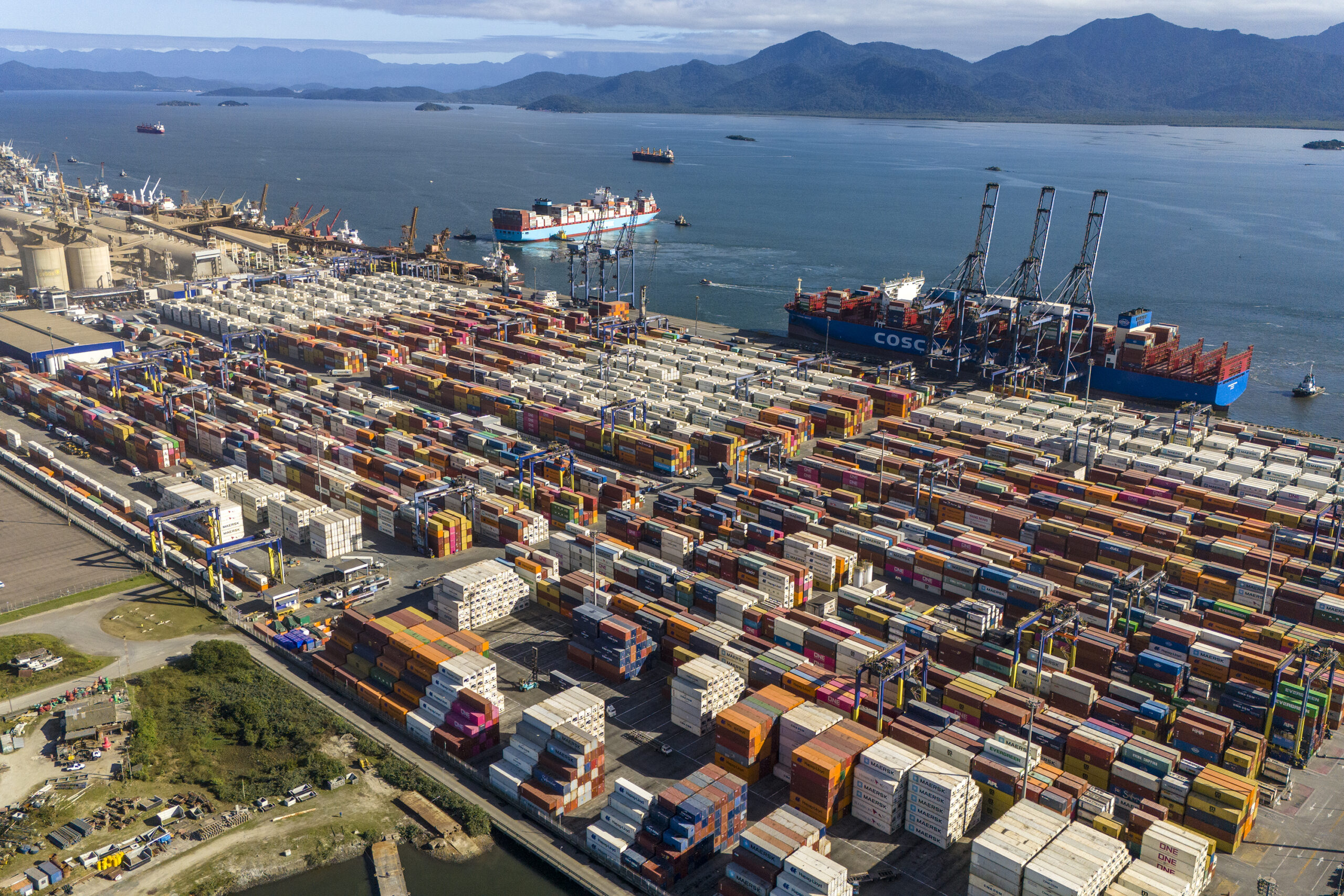 Foto: Claudio Neves/Portos do Paraná