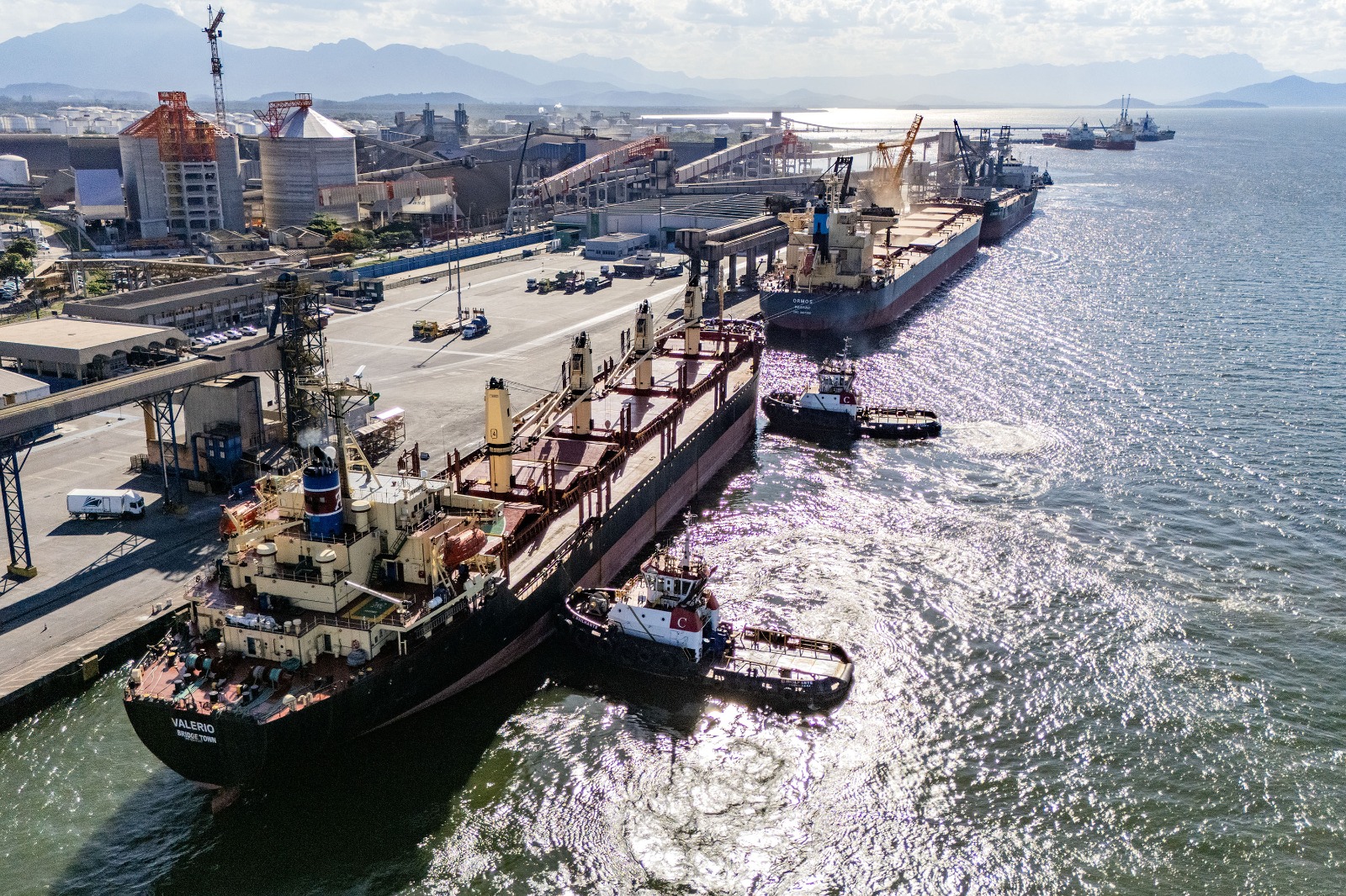 Foto: Claudio Neves/Portos do Paraná