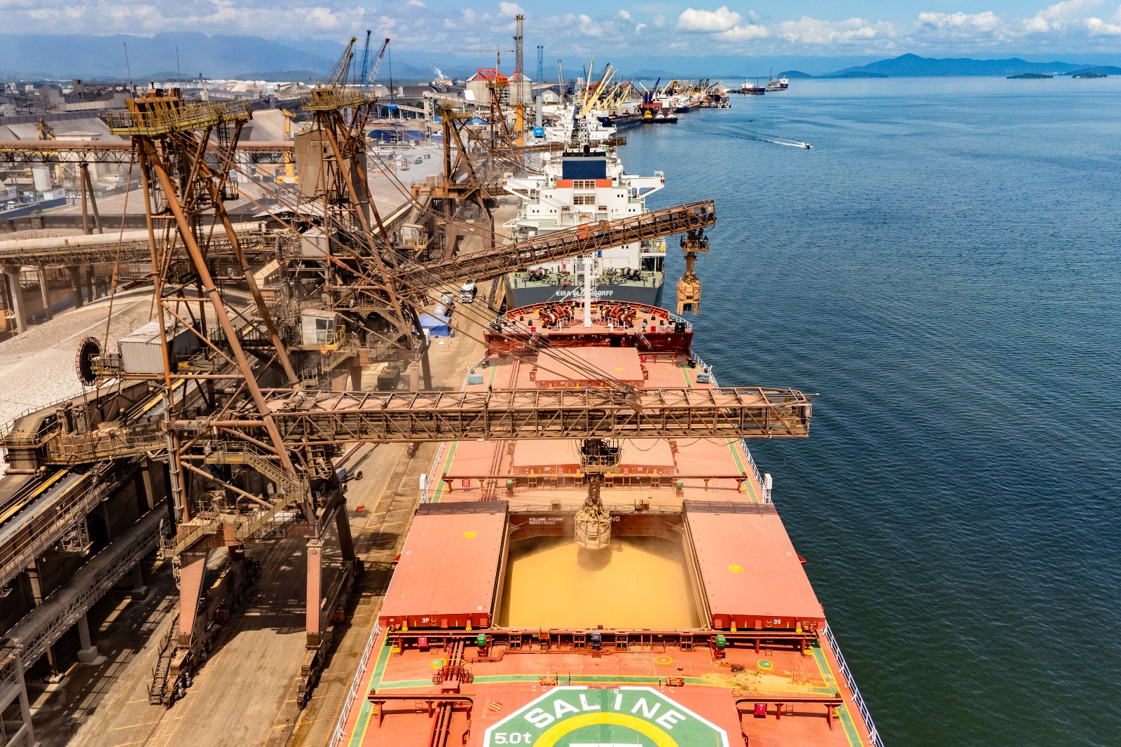 Foto: Claudio Neves/Portos do Paraná