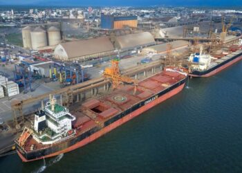 Terminais de Paranaguá esperam carregar 9.428.30 toneladas de grãos e farelo no terceiro trimestre