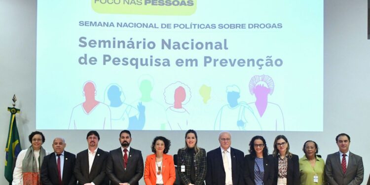 Governo adota política humanizada de prevenção às drogas