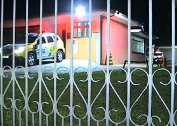 Tragédia em Curitiba: Bebê morre após ser esquecido dentro de carro pelo pai