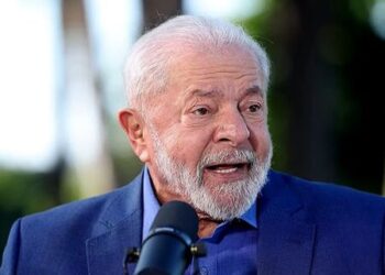 Presidente Lula lamenta morte de estudante após tiroteio em escola de Cambé