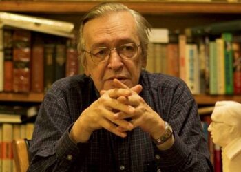 Câmara Municipal de Curitiba decide veto à cidadania honorária para Olavo de Carvalho