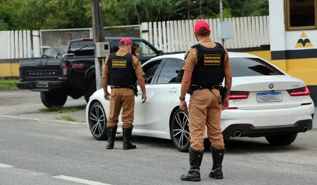 O índice de motoristas dirigindo sob efeito de álcool teve um aumento notável durante o feriado prolongado no Paraná
