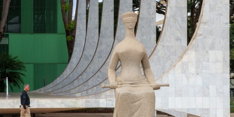 STF conclui julgamento a favor do piso da enfermagem no setor público