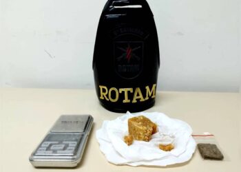 OPERAÇÃO ALBATROZ: ROTAM apreende crack e maconha no Jardim Esperança em Paranaguá