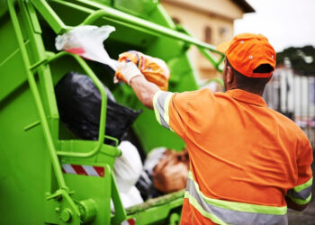 Vence hoje o pagamento da quarta parcela da taxa de coleta de lixo em Paranaguá