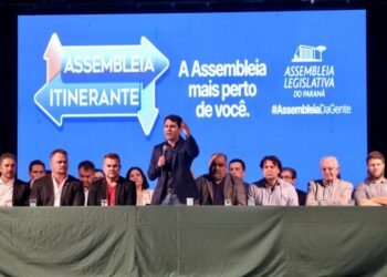 Assembleia Itinerante fortalece diálogo entre parlamentares e moradores de Paranaguá