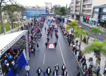 Desfile Cívico Escolar reuniu cerca de 4 mil pessoas em Paranaguá