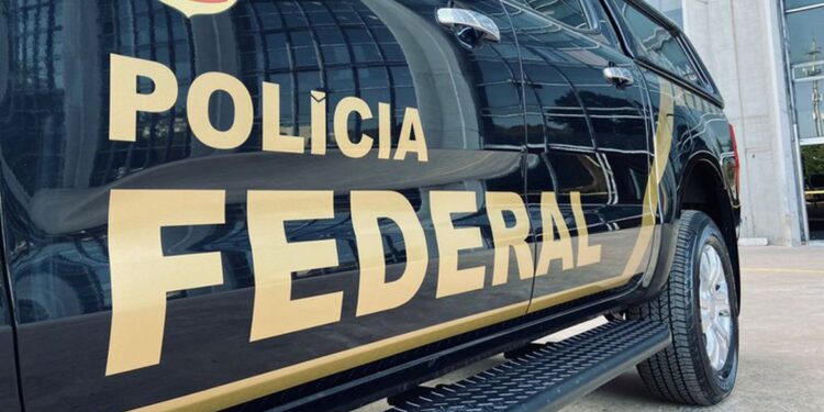 Ação conjunta, Polícia Federal e Receita Federal deflagram operação contra o tráfico internacional de drogas no Porto de Paranaguá