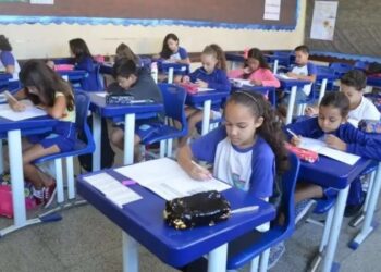 Volta às aulas acontece hoje para os alunos da Rede Municipal de Ensino de Paranaguá