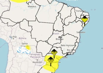 Perigo potencial: Paraná e outros sete estados entram em alerta para tempestades e ciclones