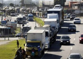 STF derruba 11 pontos da Lei dos Caminhoneiros