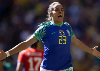 Seleção feminina goleia Chile em último jogo antes da Copa do Mundo