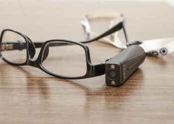 Alunos do litoral do Paraná serão beneficiados com dispositivos de inteligência artificial para acessibilidade.