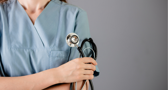 Governo vai pagar piso da enfermagem retroativo a maio