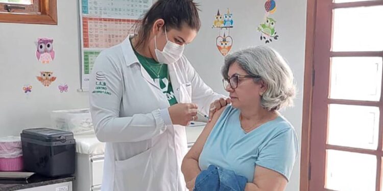 Mais de 500 doses da vacina contra meningite foram aplicadas no fim de semana na região Oeste do Paraná