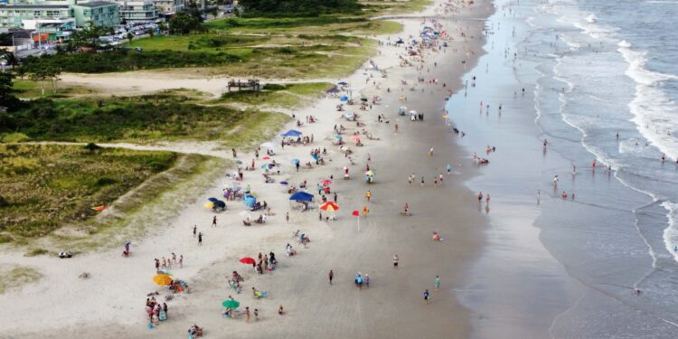 Eventos promovidos pelo estado impulsionam crescimento do turismo no Litoral