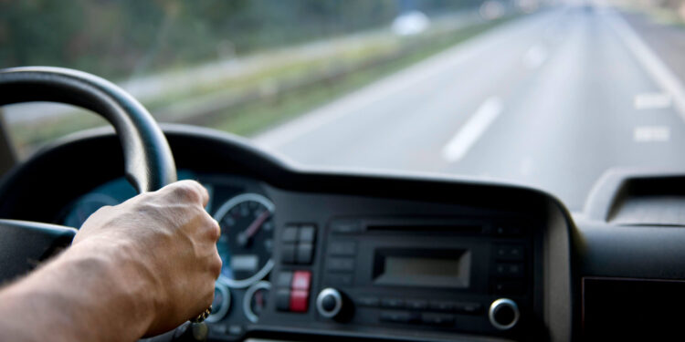 Programa “Mais Motoristas” garante mudança de categoria da CNH de forma gratuita em Paranaguá