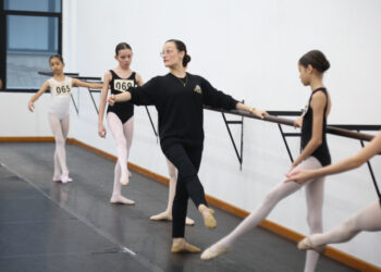 Escola Bolshoi seleciona talentos em Paranaguá