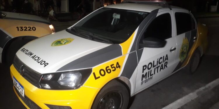 Vítimas são amarradas durante assalto no Jardim Araçá em Paranaguá