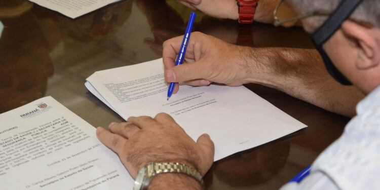 Pontal do Paraná assina termo de cooperação técnica e garante o funcionamento do SIATE no município