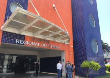 Mulher esfaqueada durante desentendimento em bar de Pontal do Paraná morre no HRL