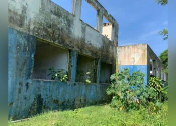 Inspetoria do TCE-PR questiona venda de terreno de colégio estadual em Paranaguá