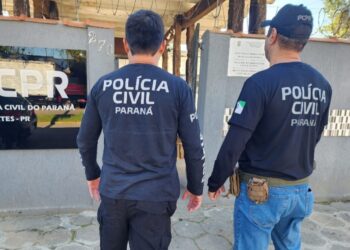 Filhos são presos por descumprir medida protetiva e ameaçar a própria mãe em Morretes