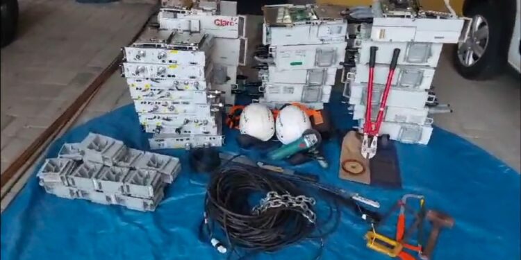 Ação conjunta prende dupla com mais de meio milhão de reais em equipamentos de telefonia furtados no litoral