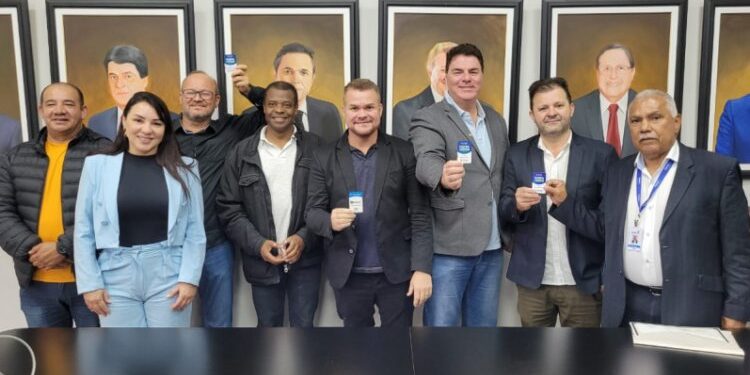 Paranaguá recebe visita de vereadores de Curitiba para conhecer o programa Tarifa Zero