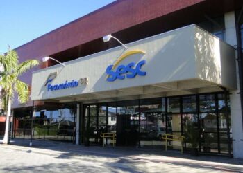 Cursos gratuitos de informática no Sesc Paranaguá