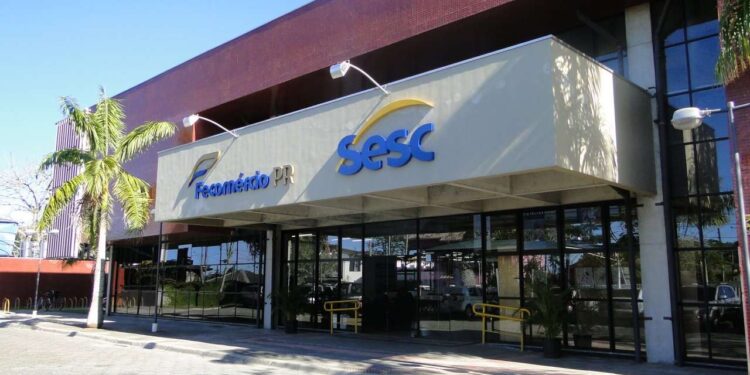 Cursos gratuitos de informática no Sesc Paranaguá