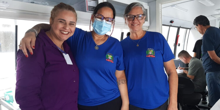 Vacinação no Porto de Paranaguá atende trabalhadores portuários e sindicatos