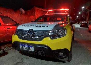 NOITE DE TERROR: Rapaz executado a tiros, mulher e criança baleadas, e suspeitos do crime alvejados