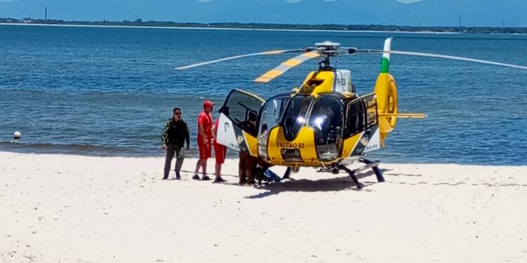 Militares e moradores arriscaram a própria vida durante resgate de banhista na Ilha do Mel; a vítima não resistiu