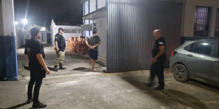 PCPR prende homem condenado por estupro de vulnerável em Paranaguá