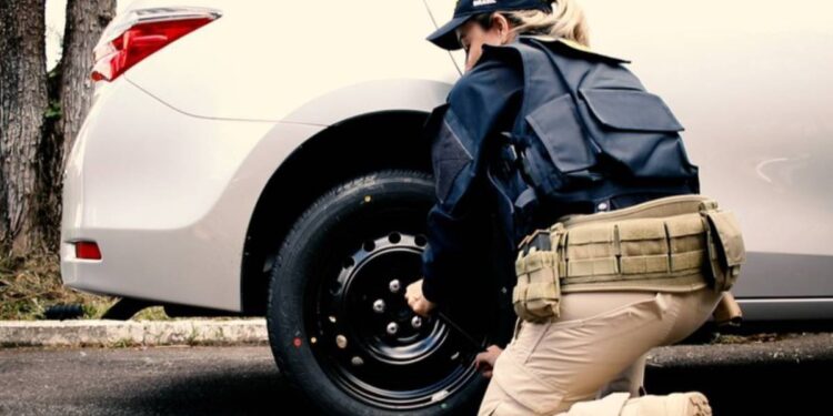 PRF orienta: Como fazer a troca emergencial de um pneu furado