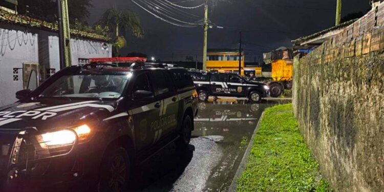 Homem é preso em flagrante por violência doméstica após invadir a casa da ex-esposa em Paranaguá