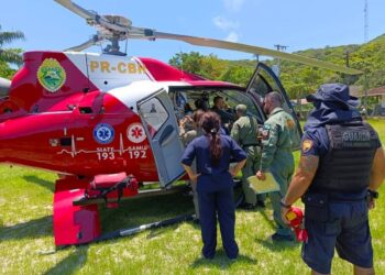 GCM auxilia no atendimento de vítima de afogamento na Ilha do Mel