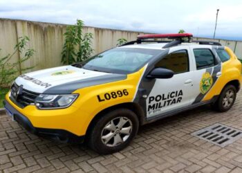 Monitorado por tornozeleira eletrônica é detido por populares após furtar saco com latinhas de alumínio