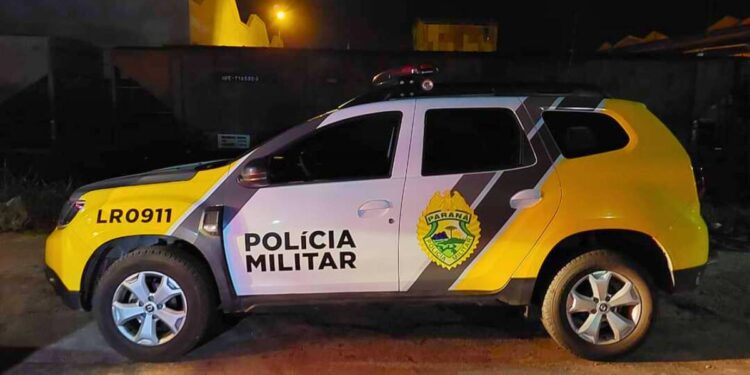 Homem agride esposa com cabeçada no rosto e ameaça de morte em Paranaguá