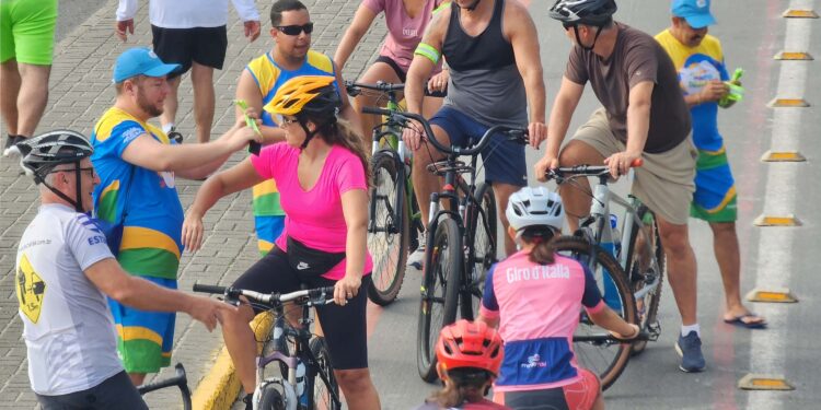 Passeio ciclístico é opção de exercício e lazer dentro do Verão Maior Paraná