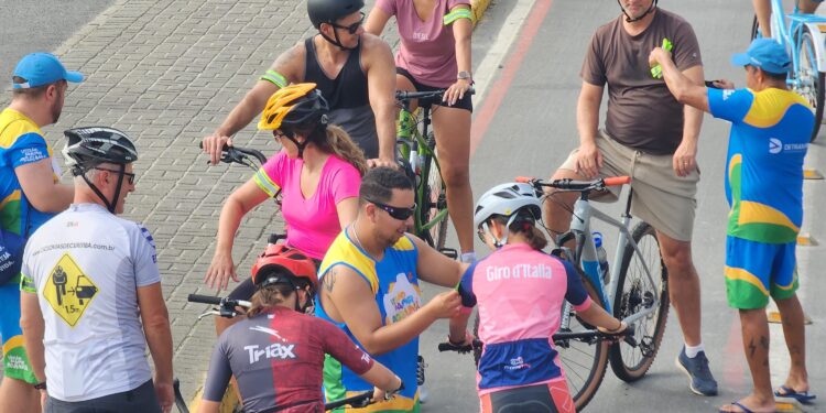 Passeio ciclístico é opção de exercício e lazer dentro do Verão Maior Paraná