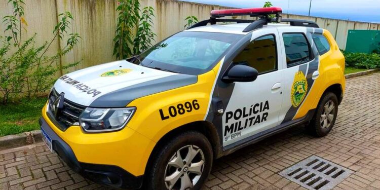 Ação rápida da PM prende homem que furtou celular em estabelecimento comercial na Vila Divinéia