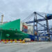 Maior navio porta-contêineres biocombustível a operar na América do Sul atraca na TCP