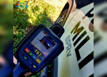 Motorista é flagrado pelo radar trafegando a 162 km/h na PR-508