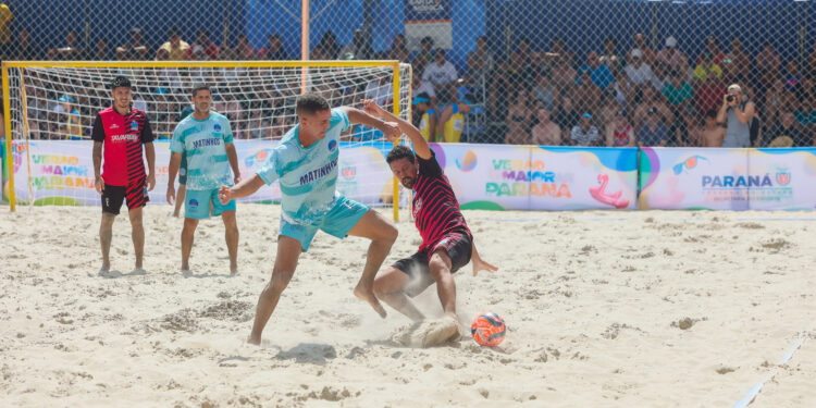 Futebol das Estrelas com ídolos paranaenses marca início do calendário esportivo no Litoral